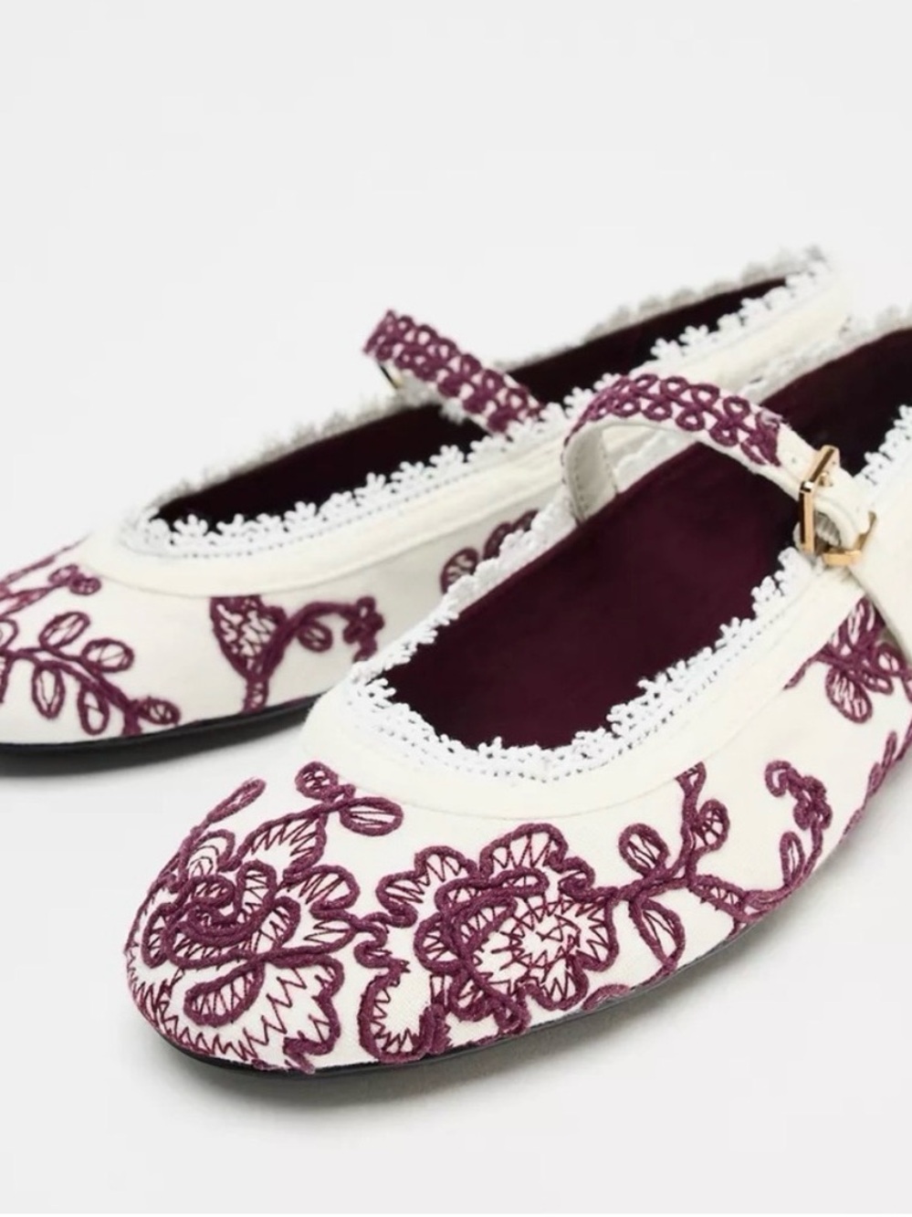 ZARA EMBROIDERED BALLET FLATS